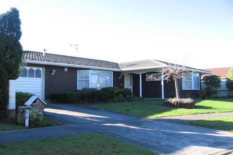 Photo of property in 2 Grange Place, Milson, Palmerston North, 4414