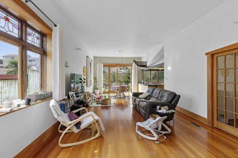 Photo of property in 105 Owen Street, Newtown, Wellington, 6021