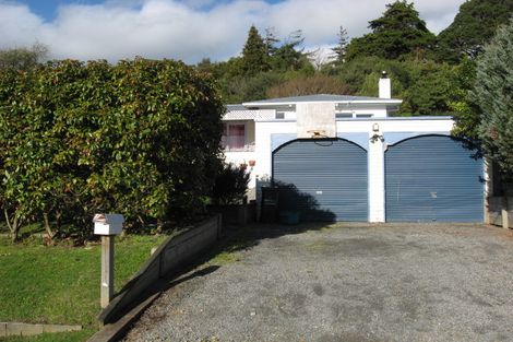 Photo of property in 9 Holland Street, Wainuiomata, Lower Hutt, 5014