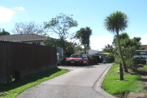 Photo of property in 9 Dalmatia Place, Henderson, Auckland, 0612