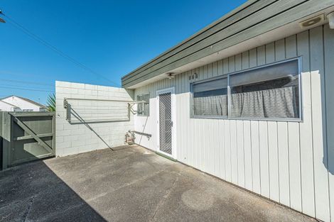 Photo of property in 1/54 Fitzherbert Avenue, Tawhero, Wanganui, 4501