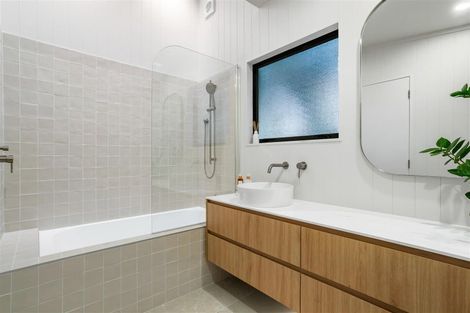 Photo of property in 111 Waireka Place, Whangamata, 3620