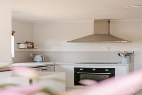 Photo of property in 132 Sutherland Road, Brookfield, Tauranga, 3110