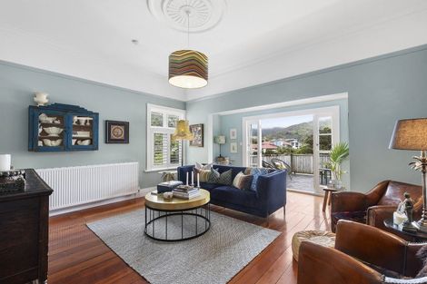 Photo of property in 164 Wadestown Road, Wadestown, Wellington, 6012