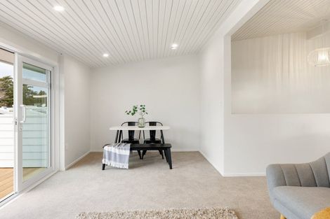 Photo of property in 31 Saint Andrews Terrace, St Andrews, Hamilton, 3200