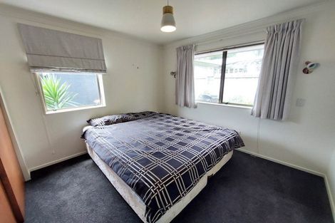 Photo of property in 2/60 Cutfield Road, New Plymouth, 4310
