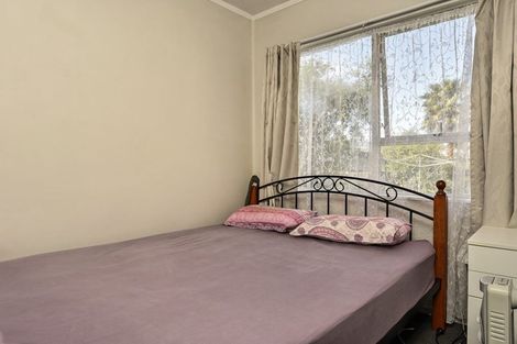 Photo of property in 2/52 Te Kanawa Crescent, Henderson, Auckland, 0610