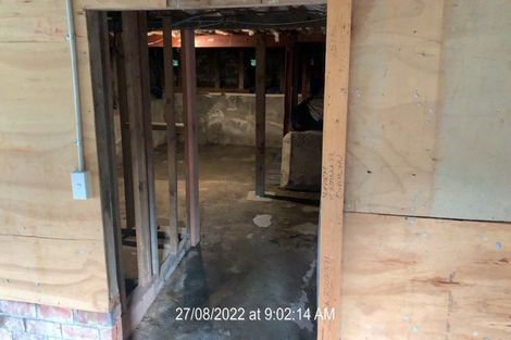 Photo of property in 1/128 Triangle Road, Massey, Auckland, 0614