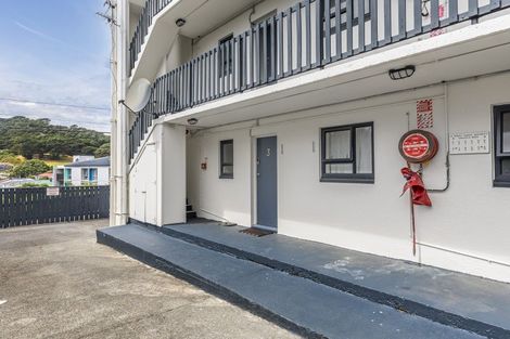 Photo of property in 52u3 Russell Terrace, Berhampore, Wellington, 6023