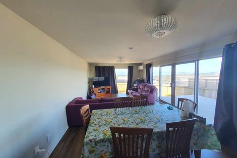 Photo of property in 18 Cathie Place, Karori, Wellington, 6012