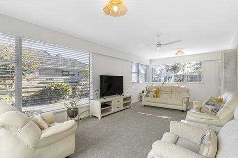 Photo of property in 20 Elizabeth Street, Orewa, 0931