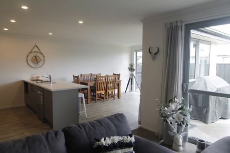 Photo of property in 8 George Square West, Wigram, Christchurch, 8025