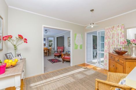 Photo of property in 42 Infidel Place, Torbay, Auckland, 0630