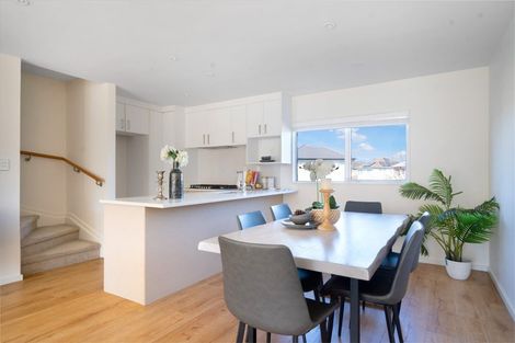 Photo of property in 81 Bordeaux Parade, Te Atatu South, Auckland, 0610