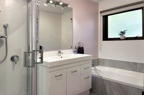Photo of property in 83 Whau Valley Road, Whau Valley, Whangarei, 0112