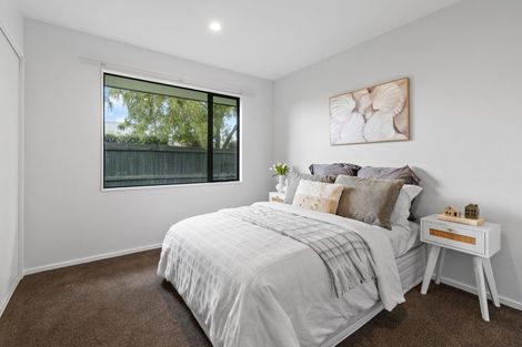Photo of property in 15 Harrys Way, Redwood, Christchurch, 8051