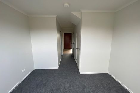 Photo of property in 6/5 Peachgrove Road, Te Atatu Peninsula, Auckland, 0610