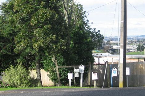 Photo of property in 24a/3 Waimumu Road, Massey, Auckland, 0614