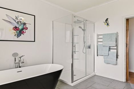 Photo of property in 1 Montrose Street, Kaiti, Gisborne, 4010