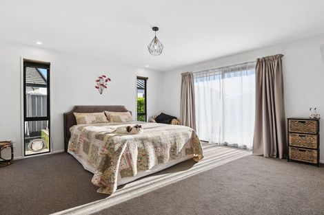 Photo of property in 27 Anderton Crescent, Mosgiel, 9024