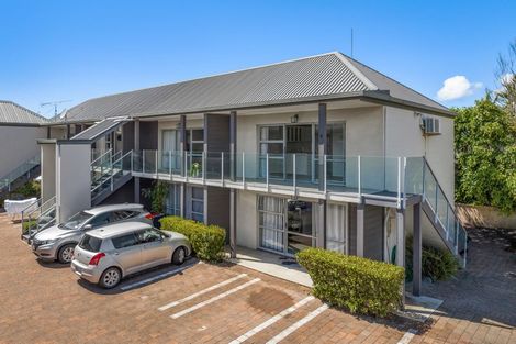 Photo of property in 3/420a Hibiscus Coast Highway, Orewa, 0931