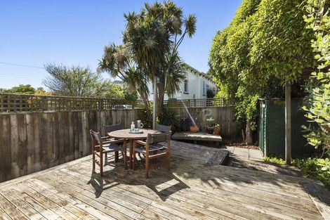Photo of property in 27 Nairn Street, Mount Cook, Wellington, 6011