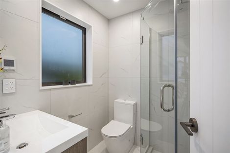 Photo of property in 4 Whale Bay Rise, Gulf Harbour, 0930
