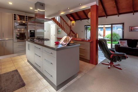 Photo of property in 104 Moore Place, Whangamata, 3620