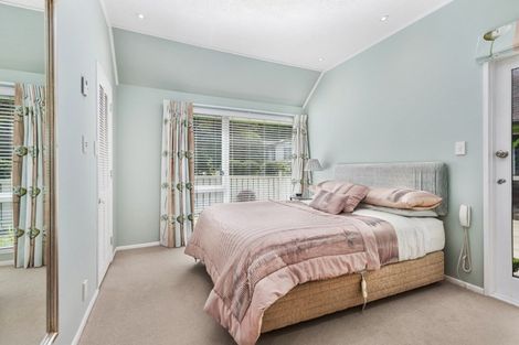 Photo of property in 11 Amapur Drive, Khandallah, Wellington, 6035