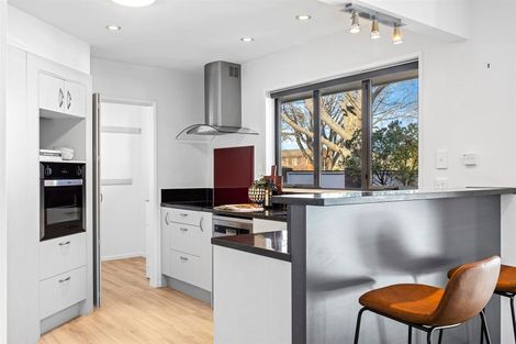 Photo of property in 278 Memorial Avenue, Burnside, Christchurch, 8053