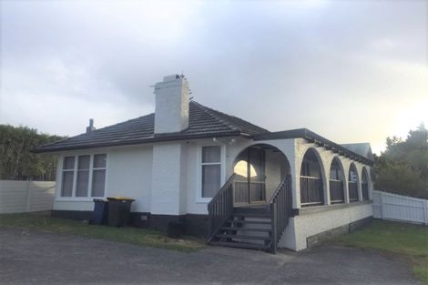 Photo of property in 44 Kervil Avenue, Te Atatu Peninsula, Auckland, 0610