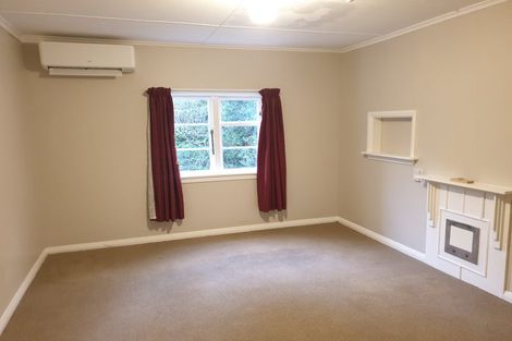 Photo of property in 44 Standen Street, Karori, Wellington, 6012
