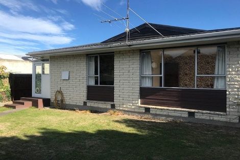 Photo of property in 2/12 Glen Place, Parklands, Christchurch, 8083