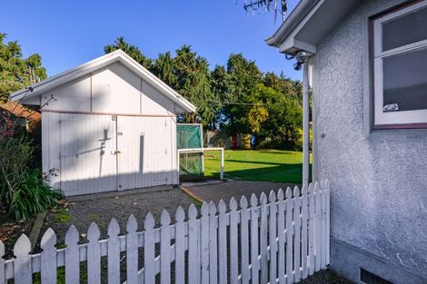 Photo of property in 97 Havelock Road, Havelock North, 4130