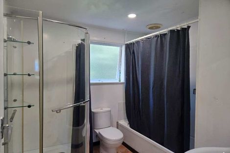 Photo of property in 11 Halberg Street, Glenfield, Auckland, 0629