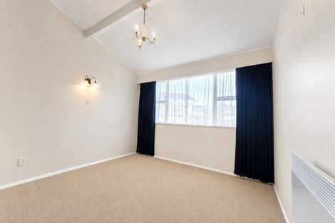Photo of property in 1b Horoeka Street, Stokes Valley, Lower Hutt, 5019