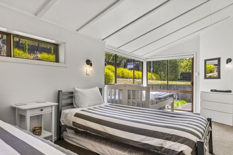 Photo of property in 6 Scenic Heights, Acacia Bay, Taupo, 3330