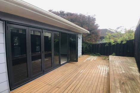 Photo of property in 30 Reeves Road, Pakuranga, Auckland, 2010