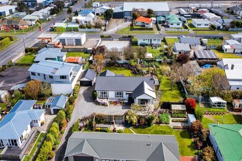 Photo of property in 35 Campbell Street, Hawera, 4610