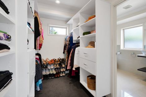 Photo of property in 7 Portland Drive, Highlands Park, New Plymouth, 4312