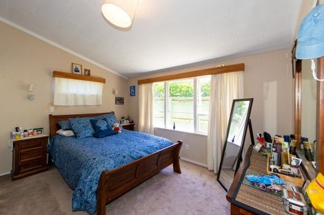 Photo of property in 72 Avondale Road, Taradale, Napier, 4112