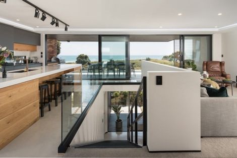 Photo of property in 193a Marine Parade, Mount Maunganui, 3116