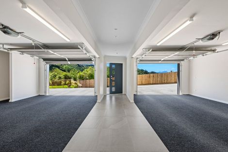 Photo of property in 6 West Terrace, Picton, 7220