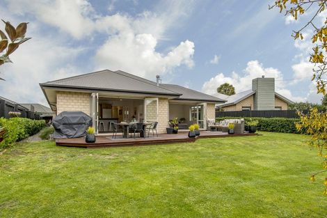 Photo of property in 56 Rempstone Drive, Halswell, Christchurch, 8025