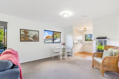 Photo of property in 6 Peterhouse Place, West Harbour, Auckland, 0618