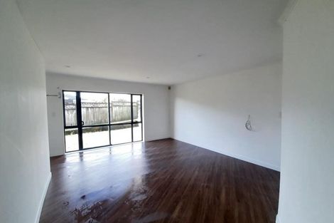 Photo of property in 93 Bushlands Park Drive, Albany, Auckland, 0632