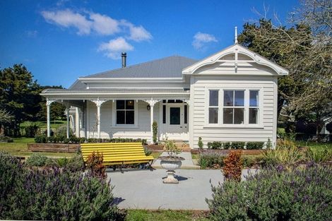 Photo of property in 63 Kaipara Flats Road, Warkworth, 0981