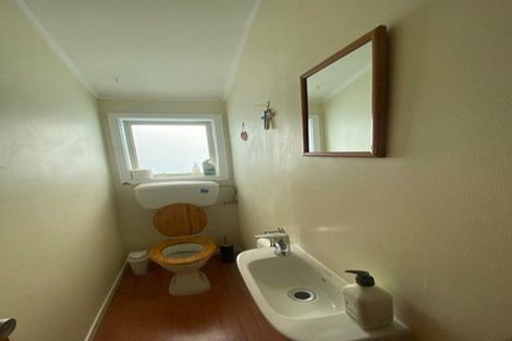 Photo of property in 30f4 Lyall Parade, Lyall Bay, Wellington, 6022