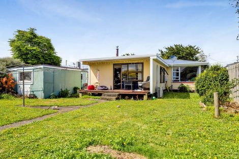 Photo of property in 4 Rimu Street, Hawera, 4610