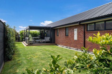 Photo of property in 18a Rose Leigh Drive, Cambridge, 3434